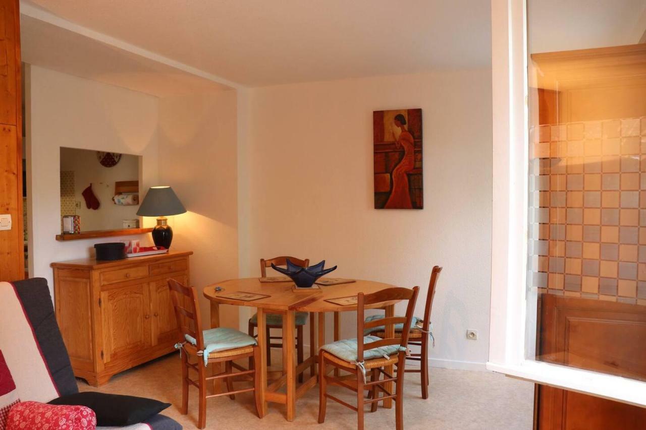Le Nid De Barrier Apartment Bagneres-de-Luchon ภายนอก รูปภาพ