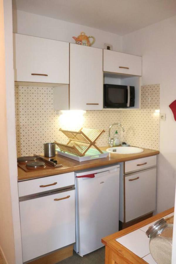 Le Nid De Barrier Apartment Bagneres-de-Luchon ภายนอก รูปภาพ