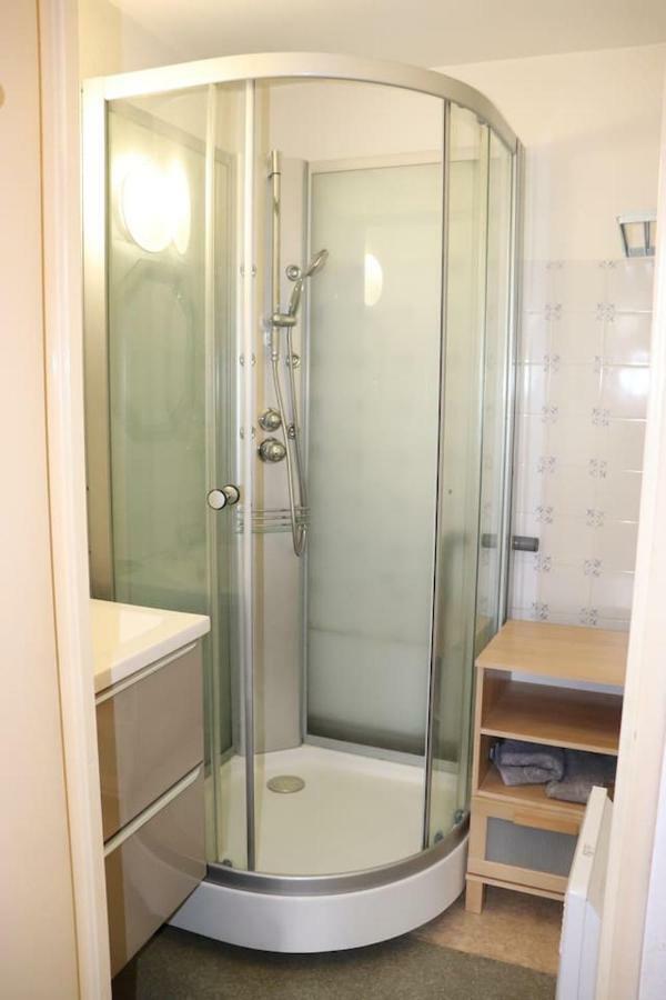 Le Nid De Barrier Apartment Bagneres-de-Luchon ภายนอก รูปภาพ