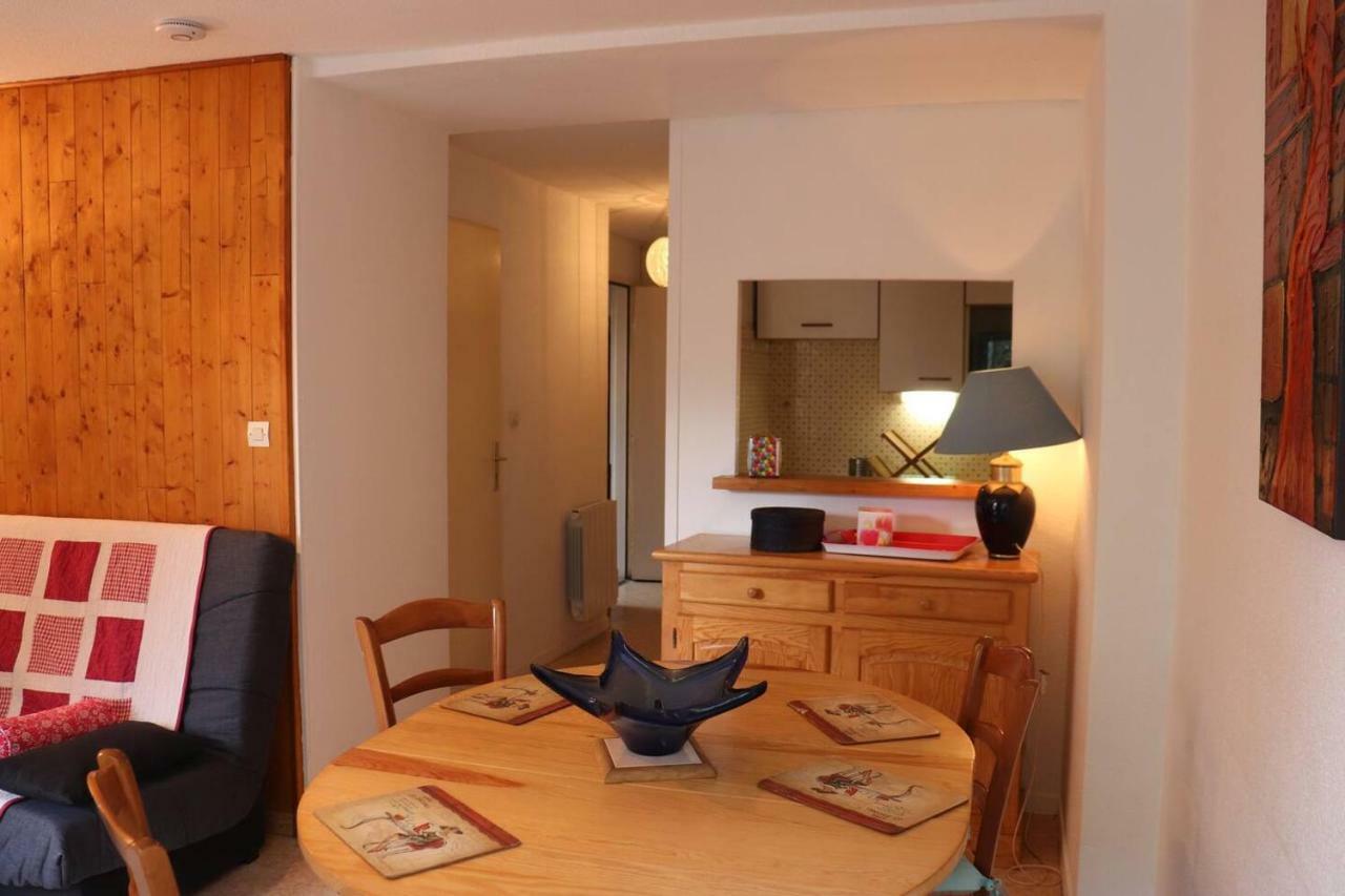 Le Nid De Barrier Apartment Bagneres-de-Luchon ภายนอก รูปภาพ